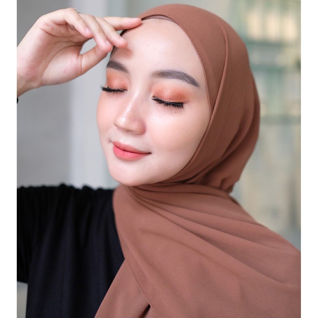 Vallina Outfit - Hijab Pashmina Shawl Cyra | Kerudung Pasmina Sabyan Ayla Premium-6
