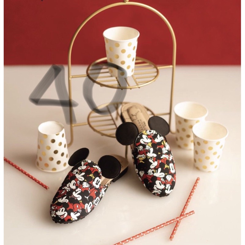 BOOKED EKA ittaherl mickey oh boy mules rouge 40