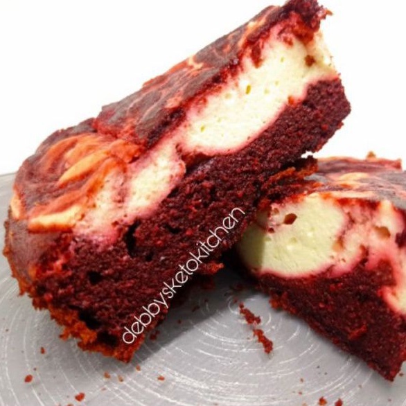 

Red Velvet Cream Cheese Brownies Keto