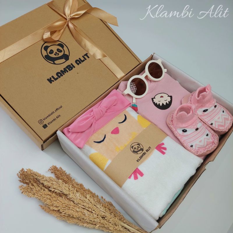 Klambi Alit Paket Hampers Bayi/ paket kado bayi/ kado lahiran / kado bayi / Baju Newborn/ Newborn Gift Set