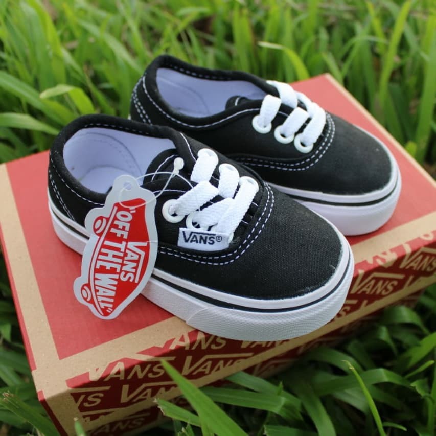 SEPATU VANS AUTHENTIC BLACK WHITE HITAM PUTIH KADO ANAK KECIL TK SD COWOK CEWEK LAKI LAKI PEREMPUAN