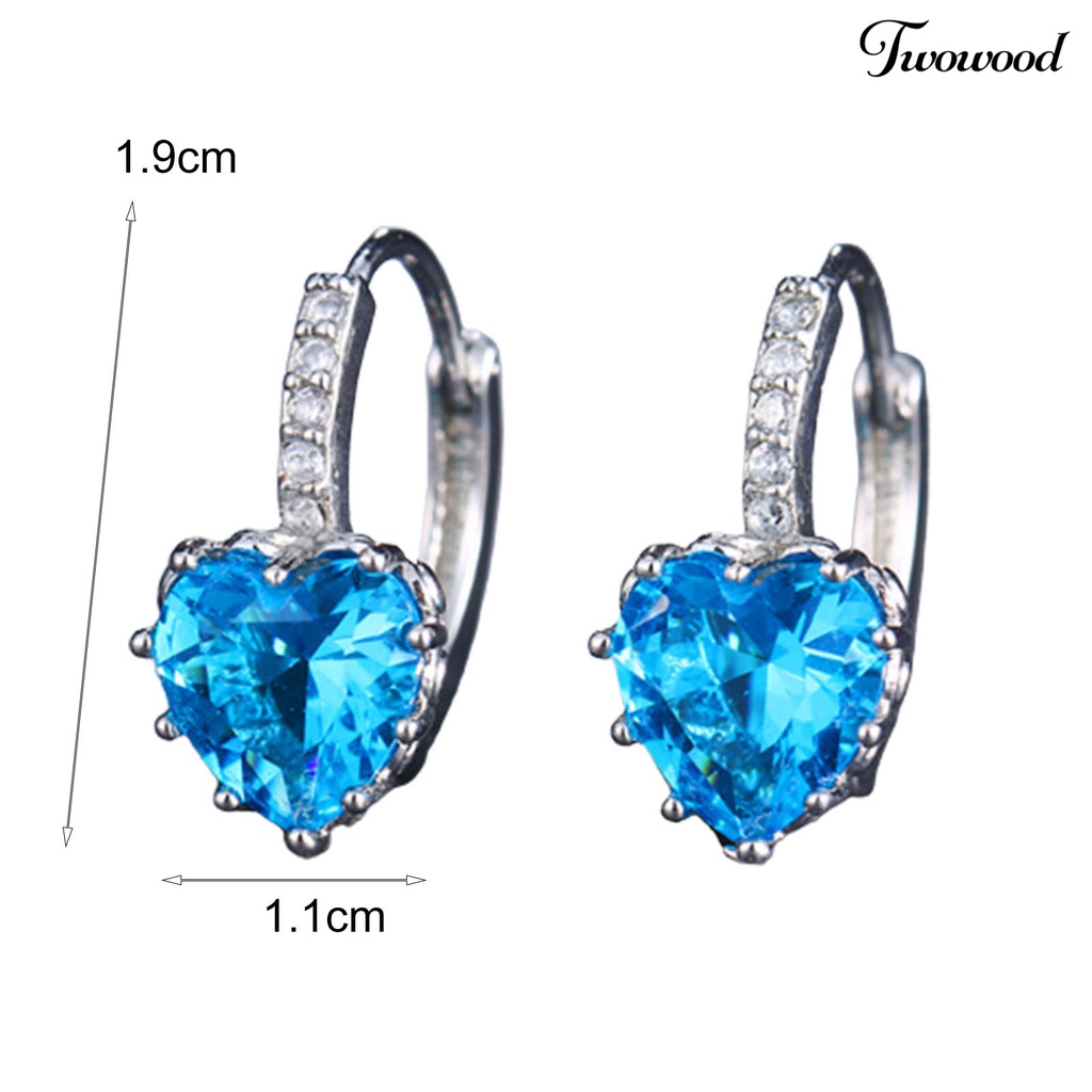 1 Pasang Anting Hoop Bentuk Bulat Hati Bahan Tembaga Aksen Cubic Zirconia Untuk Pesta