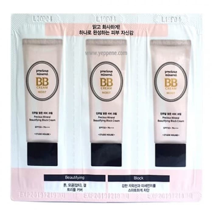SAMPLE ETUDE HOUSE BB CREAM MOIST #1 VANILLA BEIGE PETAL (SACHET)