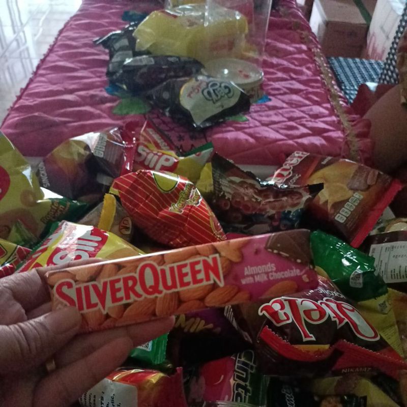

silverqueen + serok snack