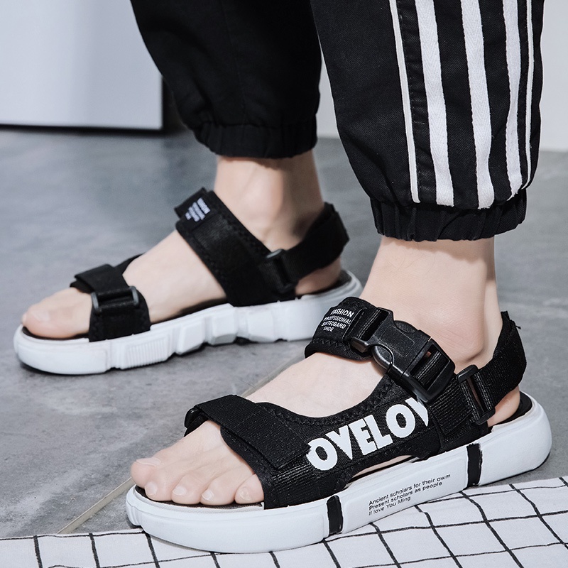 [100% Asli Diimpor]COD Sandal -sandal Pria Fashion Pria /WANITA ; / Sendal Jepit / Sendal Gunung / Sandal Murah / Sandal Pria / Sandal Sol Lembut Karet / Sandal / Sandal Pria Casual / Sandal Pria Dewasa / Sandal Gunung Pria/Tali Bahu Yang Bisa Dilepas