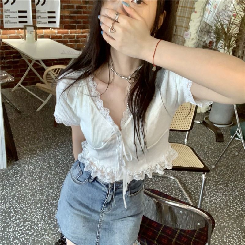 pro lace edge v-neck sweater lengan pendek wanita desain perancis niche chic korea atasan pendek man