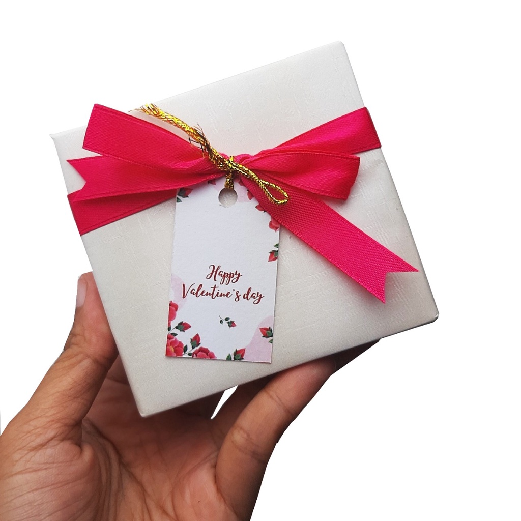 

Paket Cokelat Valentine | Hadiah Gift Kado Ulang tahun Pacar (Free Kartu Ucapan)