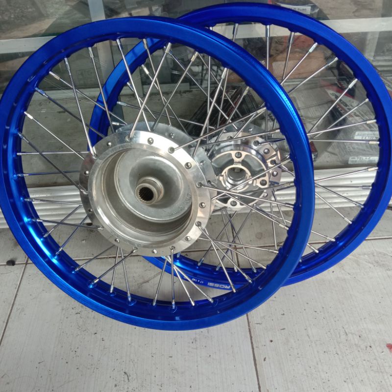 VELG JARI JARI VARIO 125 & VARIO 150 RING 17/140/140