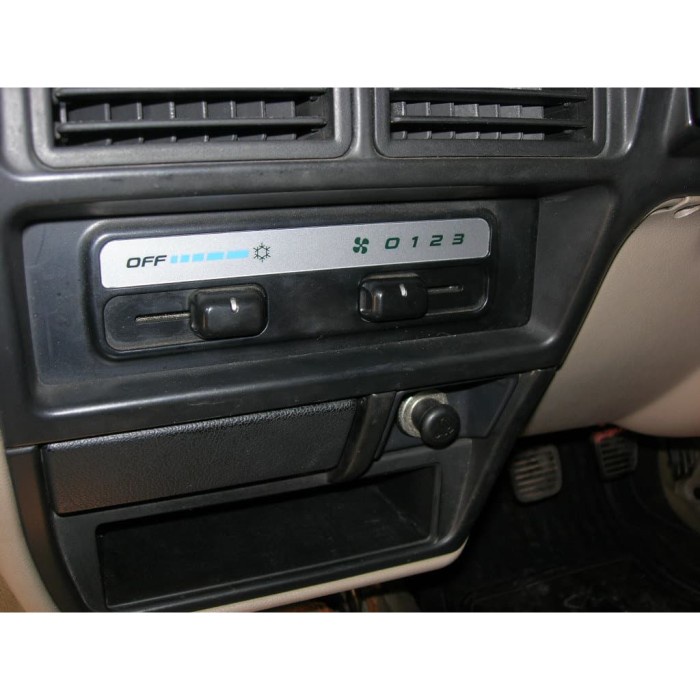 Isuzu Knob Switch Ac Ori Panther Kapsul Tahun 2000 Ke Atas (2) Import