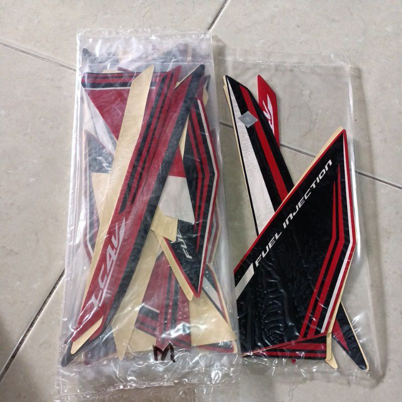 striping stiker les body Yamaha new Vixion 2015 tangki merah