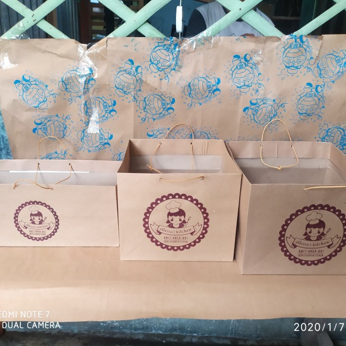 

(TERLARIS) paperbag custom size,sablon all in