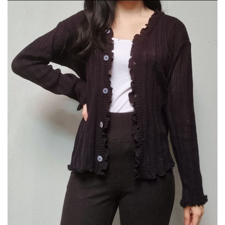Outer Wanita Cardigan Rajut Hitam