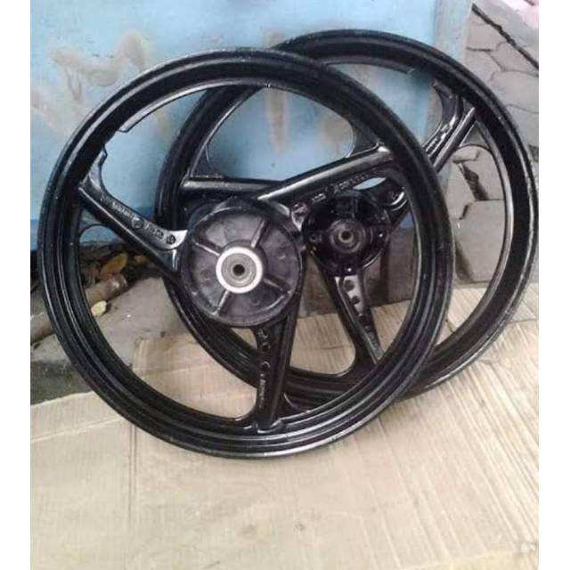 Velg enkei 1 ory fizr