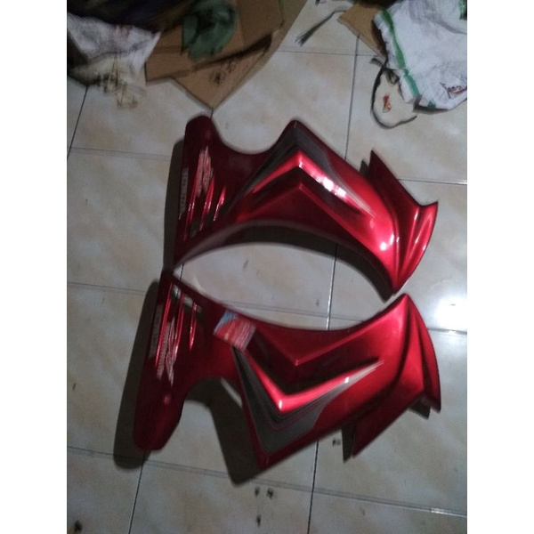 Fairing samping Honda Old CB 150R MERAH