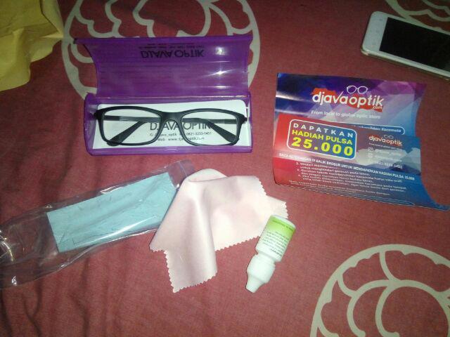 Frame Kacamata 521Minus Lensa Baca Minus Antiradiasi Frame Kacamata 521Minus Lensa Baca Minus Antiradiasi