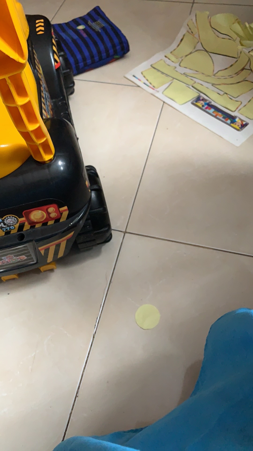 Imb -set Pisau Dapur Talenan Dan Gunting Harga Termurah Import Pisau Dapur Anti Karat (j2-low)