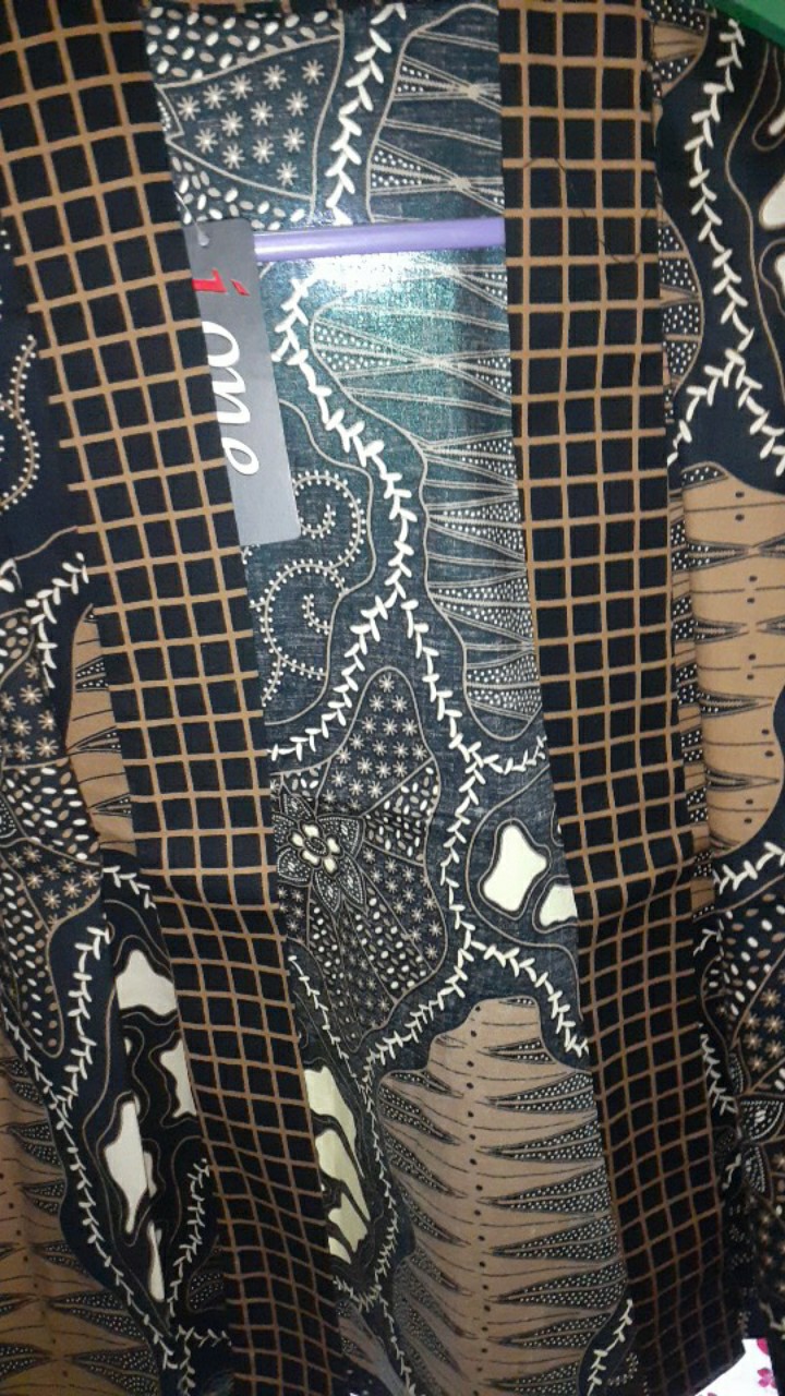 Leon Outer / Blazer Batik Wanita