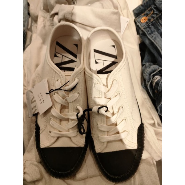 Sepatu Sneaker wanita Zara Hype Original 100% Cocok buat hadiah