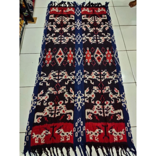 kain tenun asli sumba