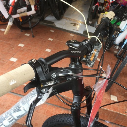 Sepeda gunung GENIO M573 27.5 inch hydrolik