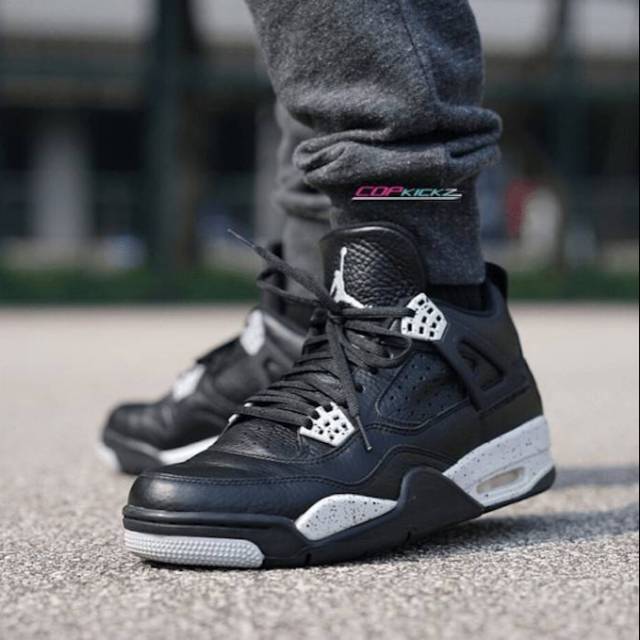 nike air jordan 4 oreo