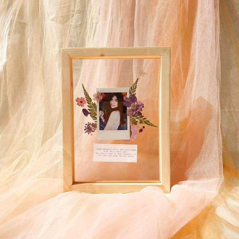 Bingkai foto bunga kering Aesthetic/ Pressed flower frame (2D)