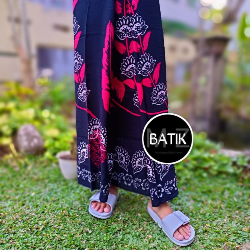 Sarung batik wanita asli Pekalongan | sarung batik cewek | sarung santriwati pondok pesantren modern