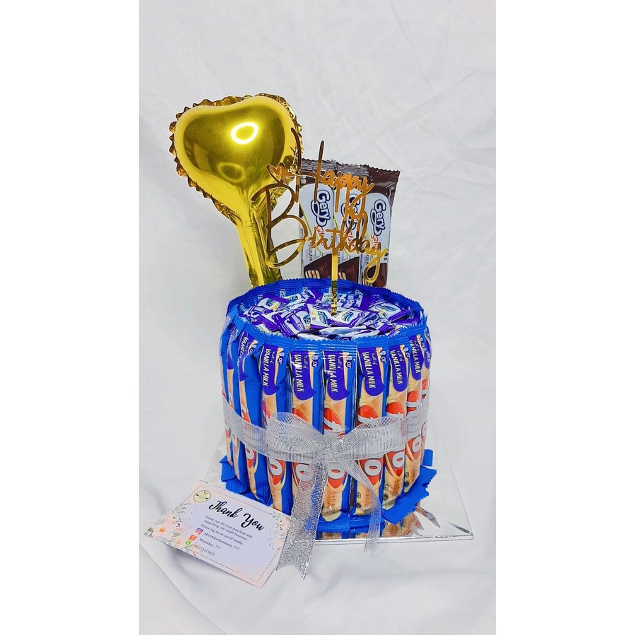 

SNACK TOWER/KUE ULANGTAHUN/SNACK CAKE/SNACK TART/SNACK ULTAH/BIRTHDAY TOWER/KADO ULTAH/KADO WISUDA/BUCKET/ULANG TAHUN/SET HADIAH/KUE TART/HAMPERS
