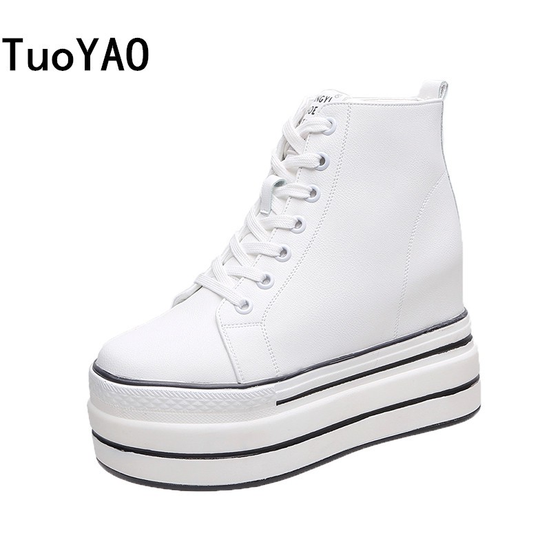 thick sole platform sneakers