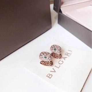  Anting  Tusuk Desain Bunga  Mawar  Warna Rose Gold untuk 