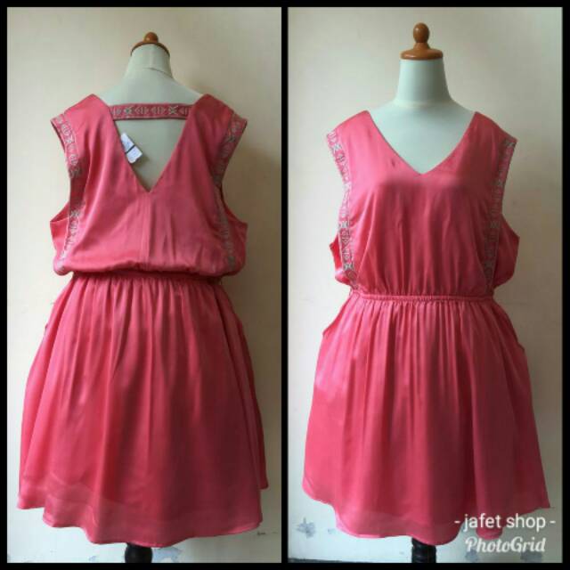 Dusty pink satin big size women's dress