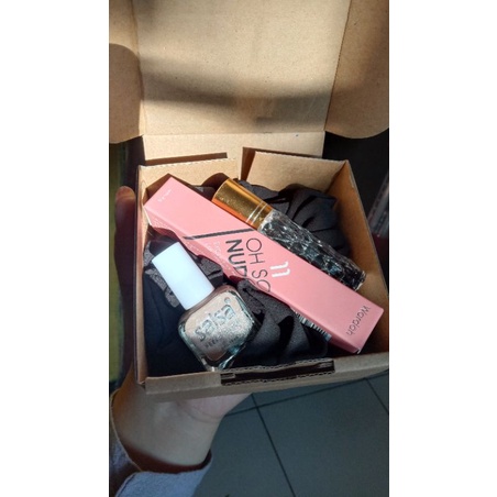 

MINI GIFT BOX/ HAMPERS MINI/ HAMPERS BISA REQUEST / HAMPERS NIKAH/ HAMPERS MURAH