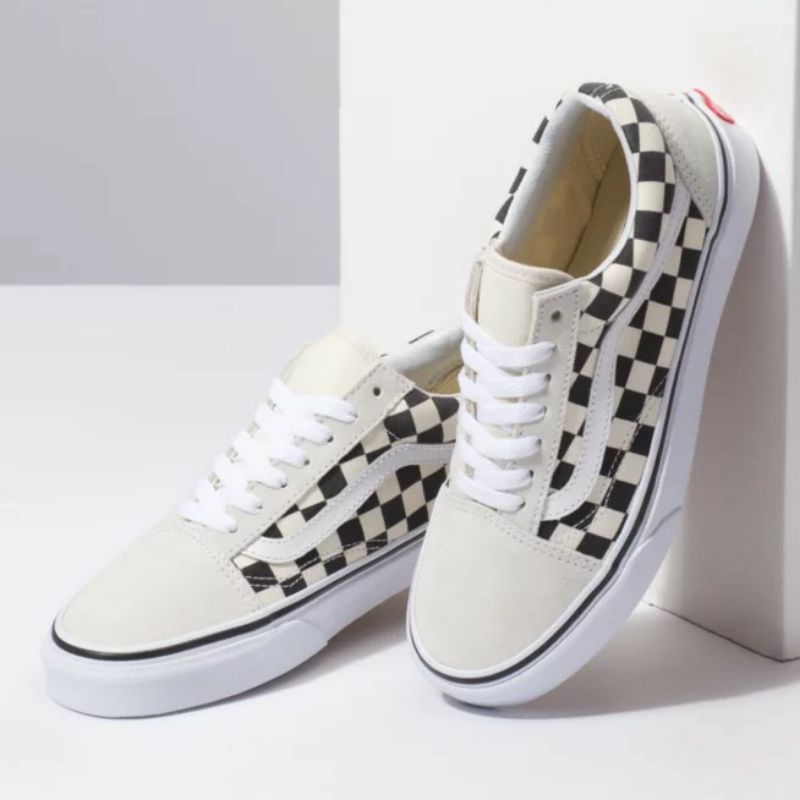 Sepatu Pria Sneakers Old Skool Black White Vans Slip on Motif Catur BW Vans SK 8 Low