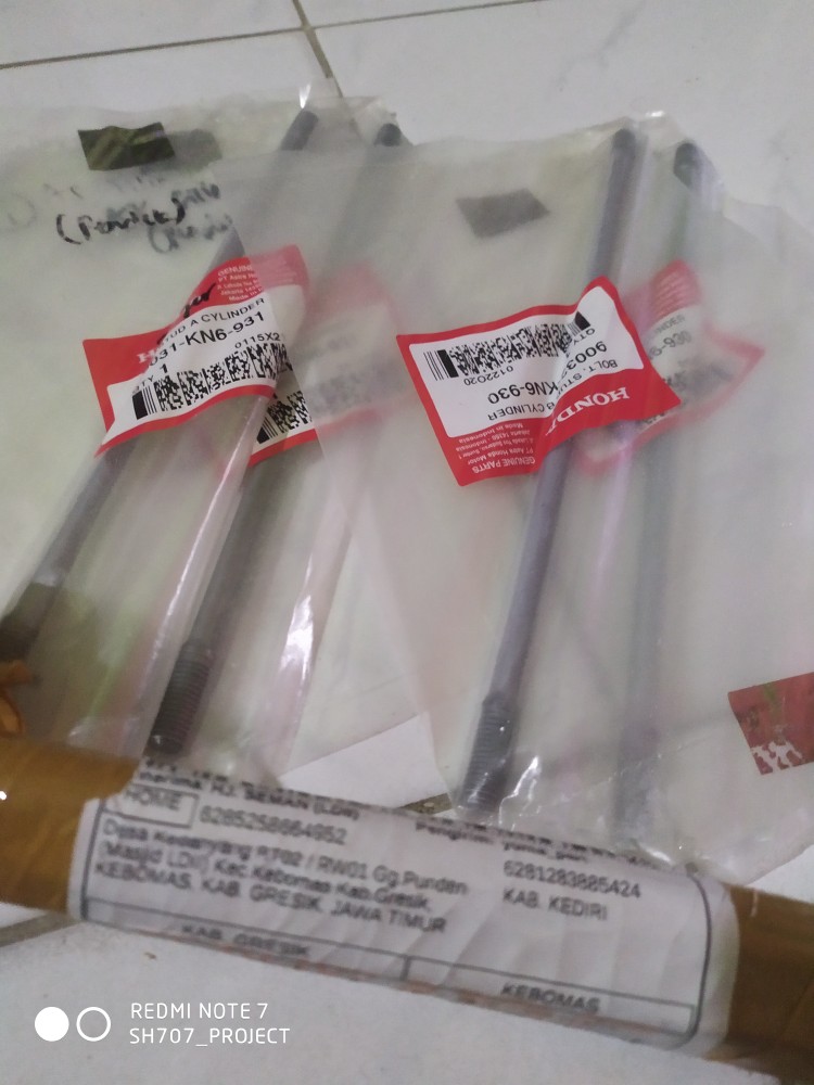 Baut Sunduk Mesin Honda Tiger Set Panjang Pendek