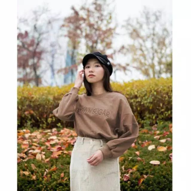 BROWN SUGAR BORDIR SWEATER UNISEX - CREWNECK TEBAL TERLARIS