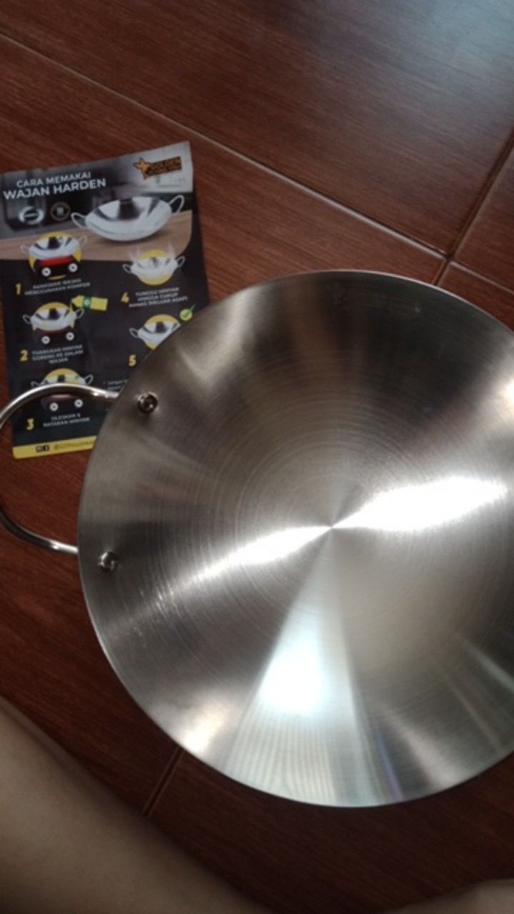 Wajan Stainless Steel Harden Anti Lengket Golden Flying Fish Wok 30 Cm
