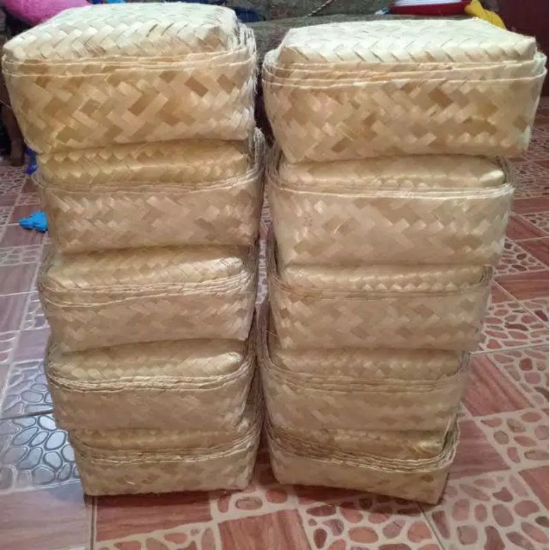 Sepasang besek bambu ukuran 20x20 cm hampers lebaran besek bambu