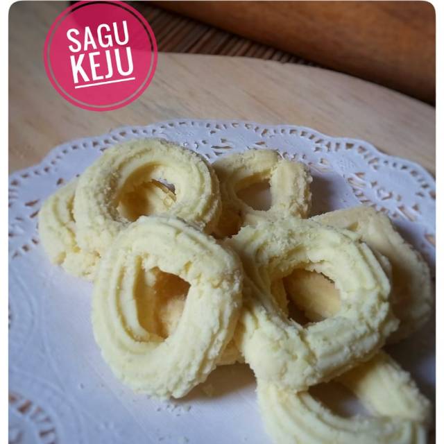 

Kue Sagu Keju