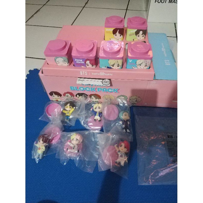 [READY STOCK] BTS Tiny Tan Baskin Robbins Block Figure