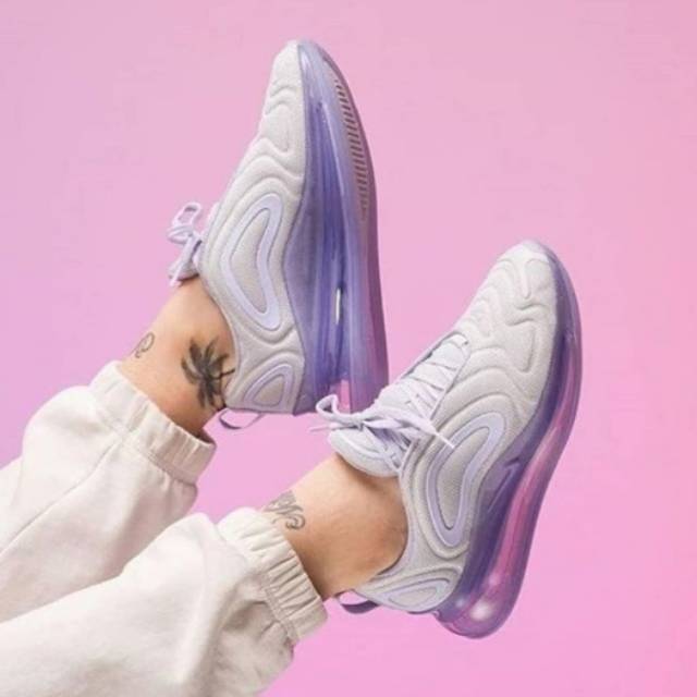 Sepatu Nike Air Max 720 Purple