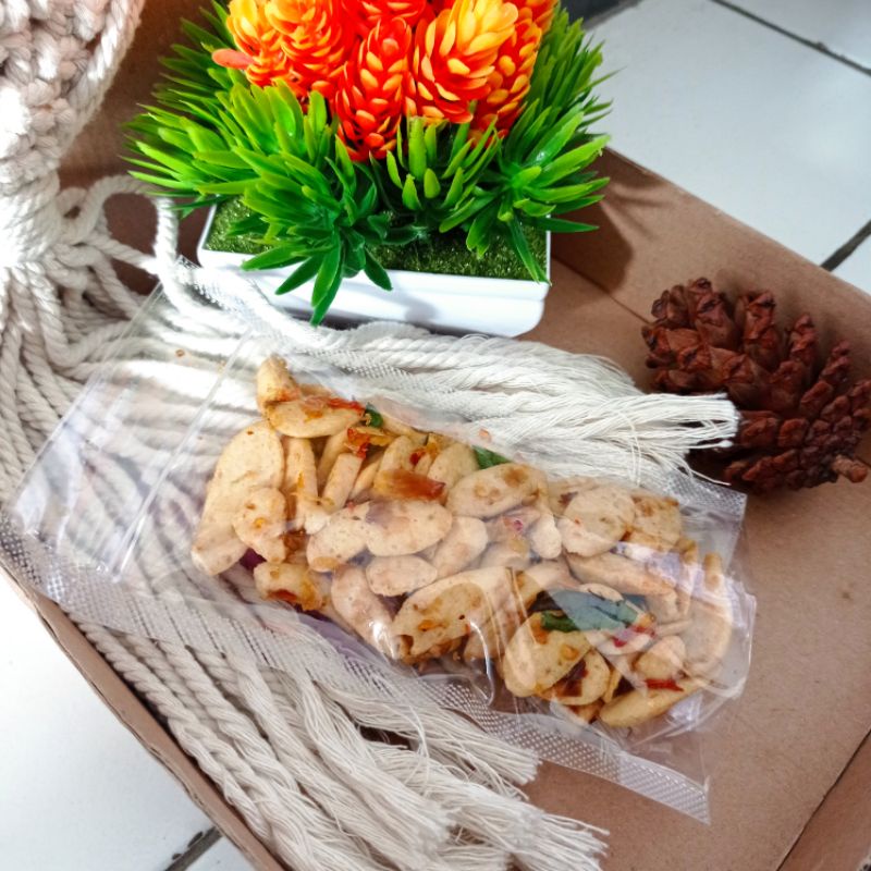 

_Seblak otak-otak_