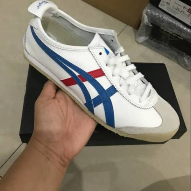 SEPATU ONITSUKA TIGER WHITE