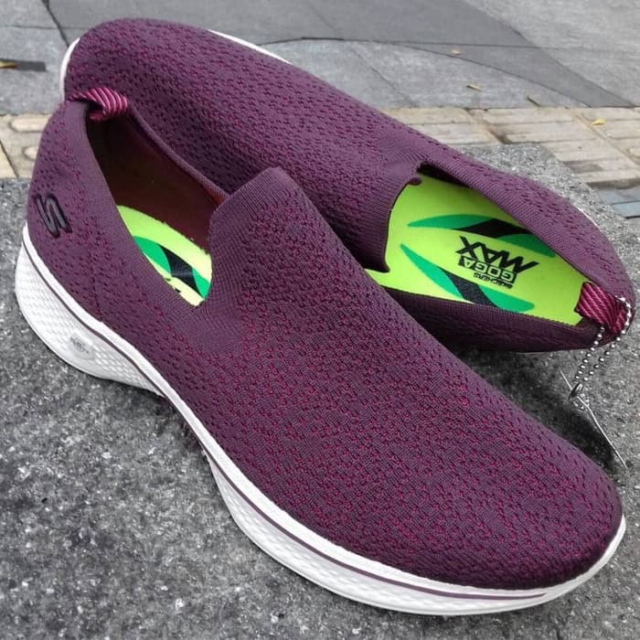 Slip On Wanita Import Ready Batam Ori Import A92Q1  Sepatu  / Skecher / Sketchers / Skecher Gowalk 4
