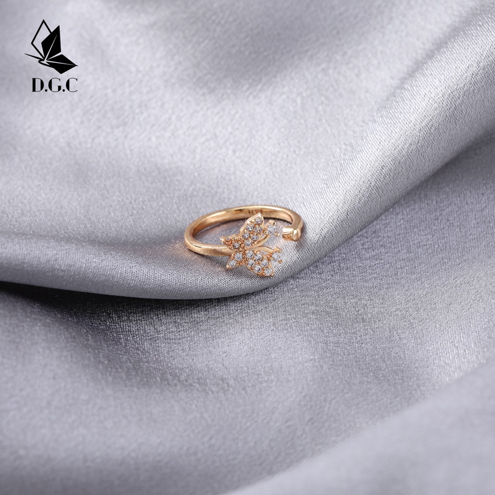 ✨D.G.C Cincin Kristal Berlian Platinum Wanita Fashion Aksesori Perhiasan Zirkon D677