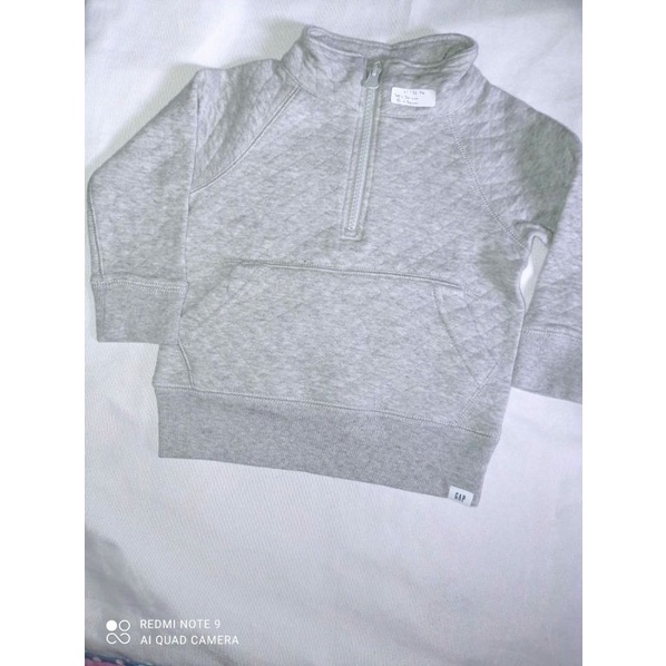 sweater anak laki2 GAP