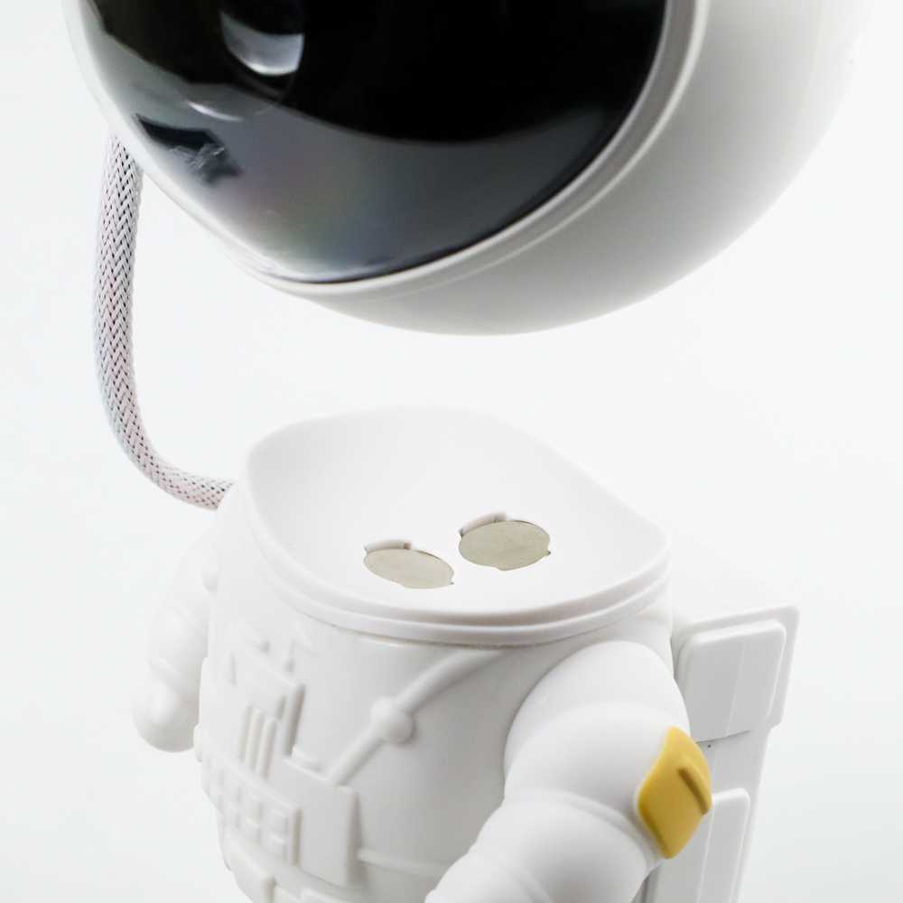 TD - DAP YANKE Lampu Proyektor Tidur Cahaya Bintang Astronaut Light - HD481