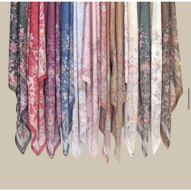 Dubai series Buttonscarves