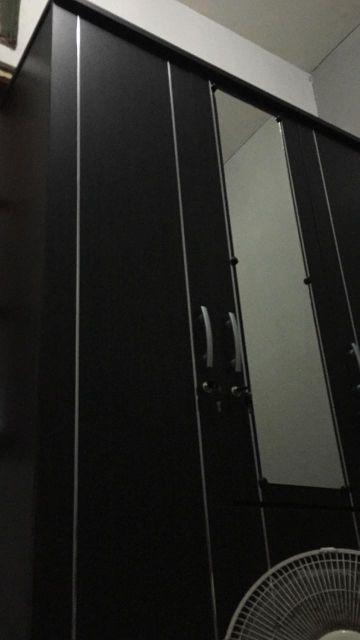 Lemari Pakaian 3 Pintu Tarik Hitam Dengan Cermin Dan Laci - Lunar Lpt 316 P