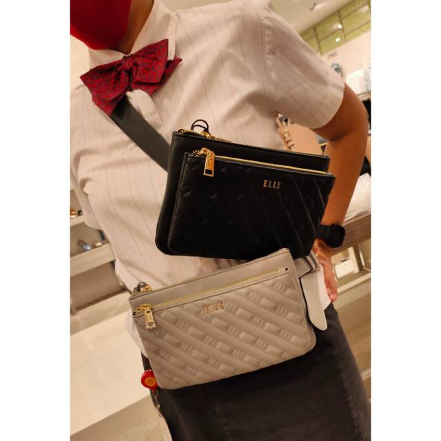 Elle tas pinggang
