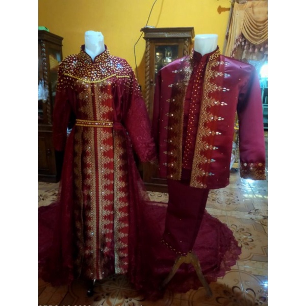 Pakaian adat Palembang/ mahkota kepala Palembang/ baju adat Palembang